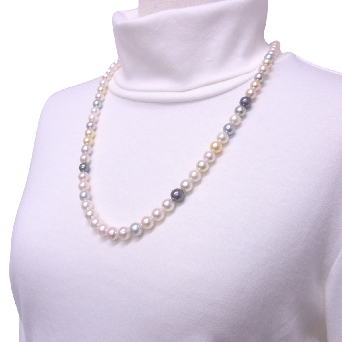 あこや真珠ネックレス　バロック　可愛いマルチカラー　天然色　本真珠