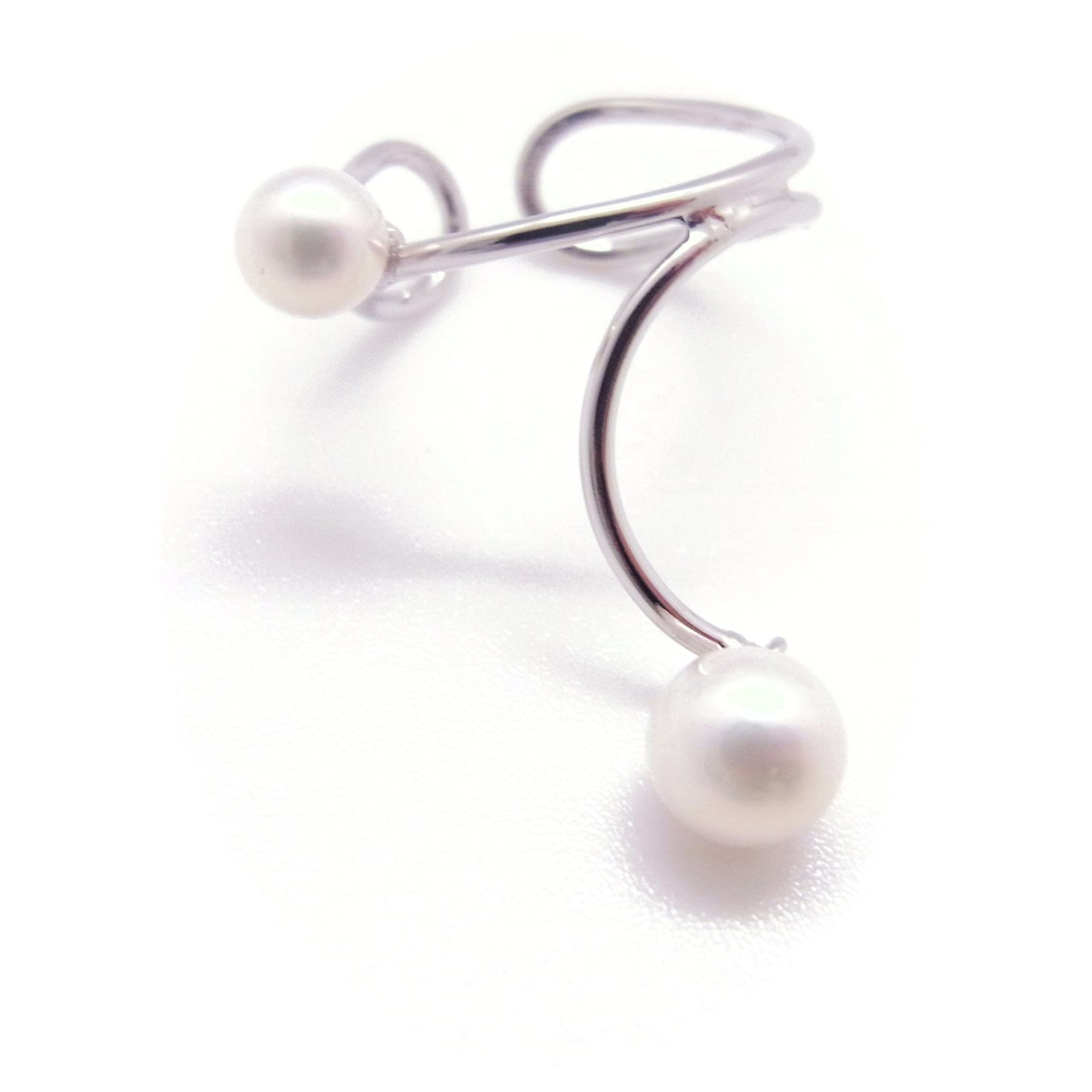 アコヤ真珠　パールイヤーカフ　4-4.5mm　5-5.5mm　ホワイト　シルバー製　SV925 片耳　ユニセックス　２つ付き